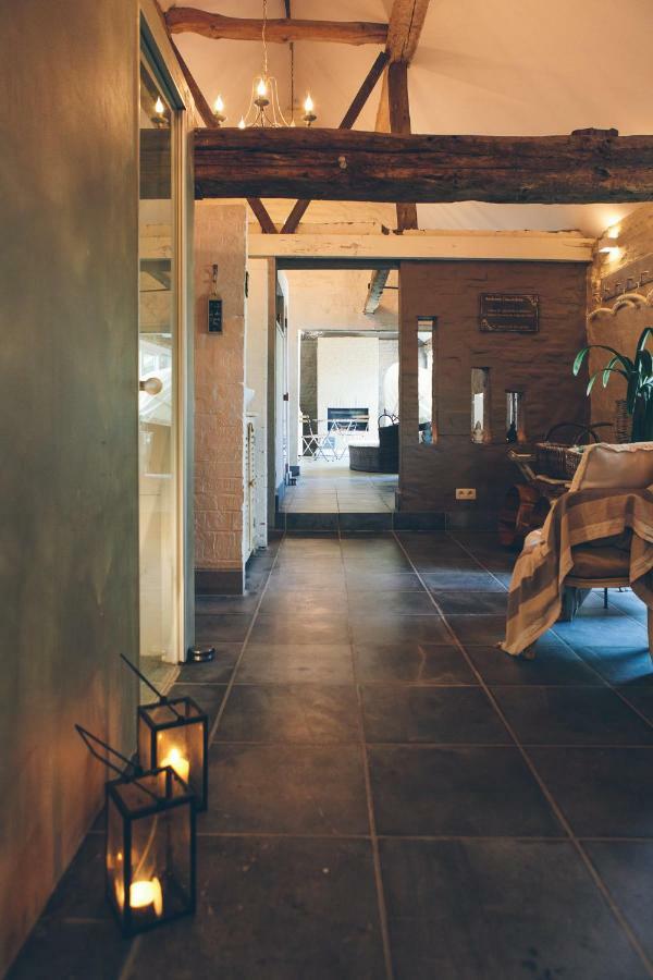 Authentic Wellnesshoeve Hansbeke Bagian luar foto